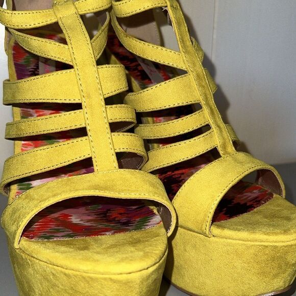 Qupid lime green cut out platforms size 9 - Picture 13 of 13